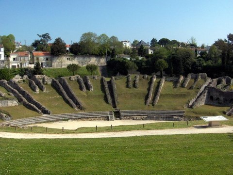 Saintes, arènes romaines - Charente Maritime - Poitou-Charente
