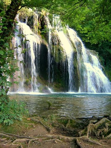 Arbois, cascade des Tufs - Jura - Franche Comté