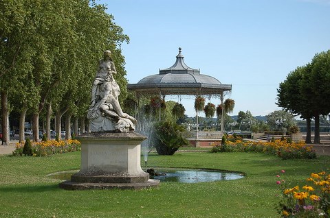 Agen - parc près de la Garonne - Lot et Garonne - Aquitaine 