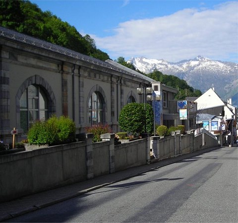 Barèges, les thermes - Hautes-Pyrénées- Midi Pyrénées