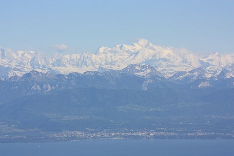 Thono le Bains et le mont blanc, vus de Suisse - Haute Savoie - Rhône Alpes